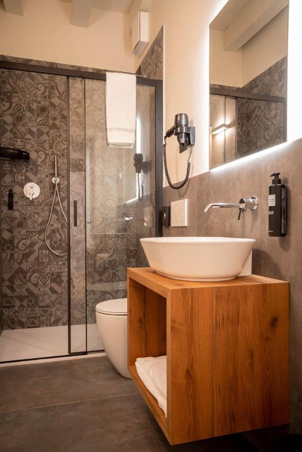 Calcirelli Suites Verona Esterno foto