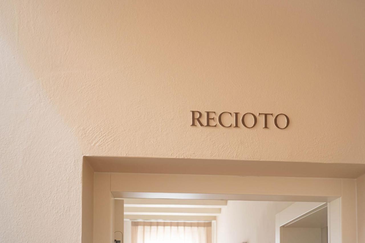 Calcirelli Suites Verona Esterno foto