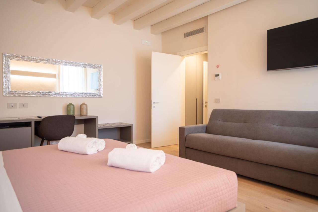 Calcirelli Suites Verona Esterno foto
