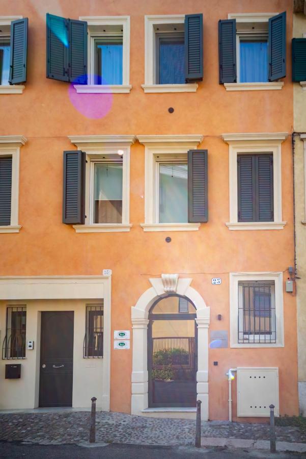 Calcirelli Suites Verona Esterno foto